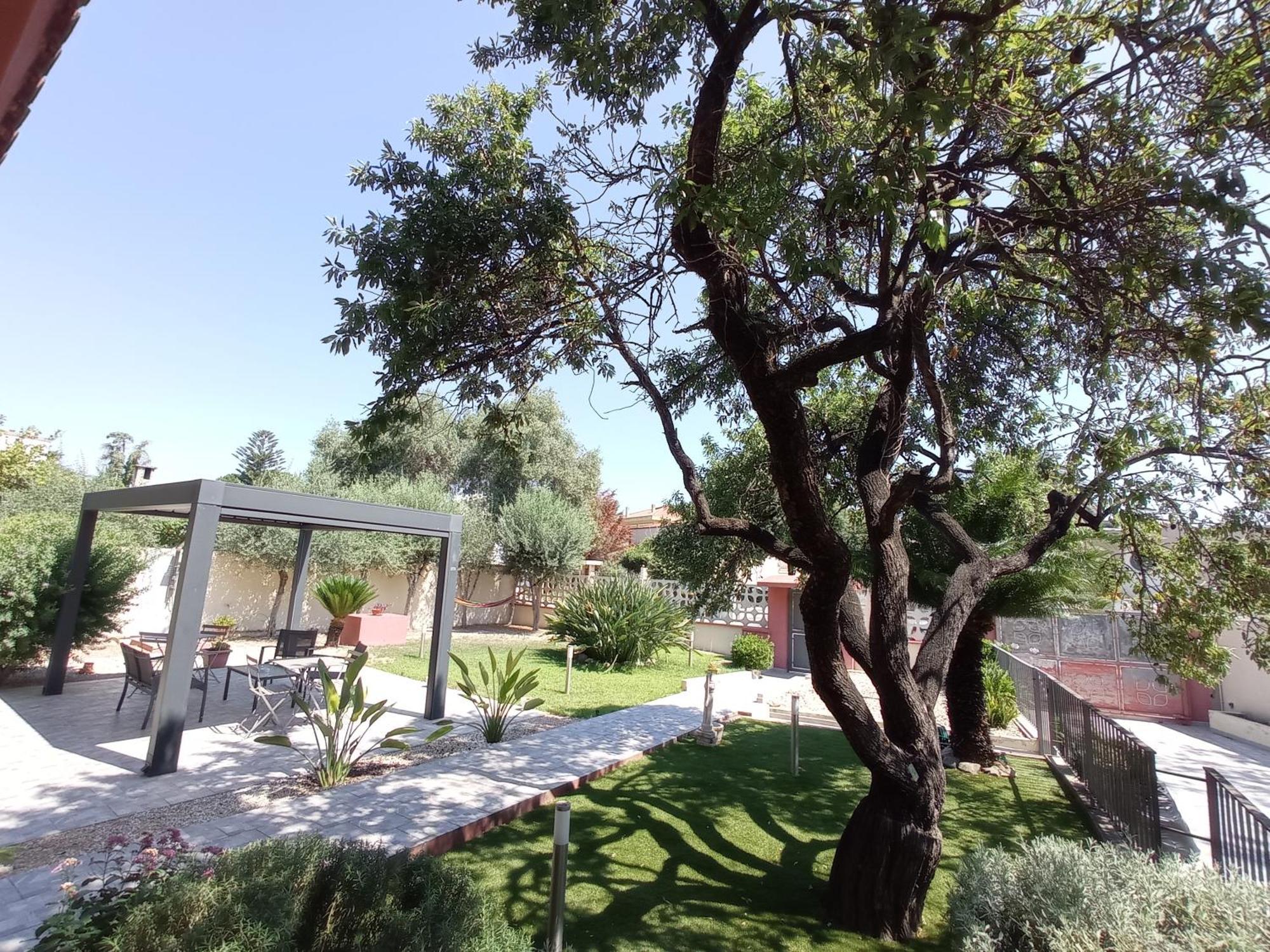 B&B Villa Nora Quartu SantʼElena Esterno foto